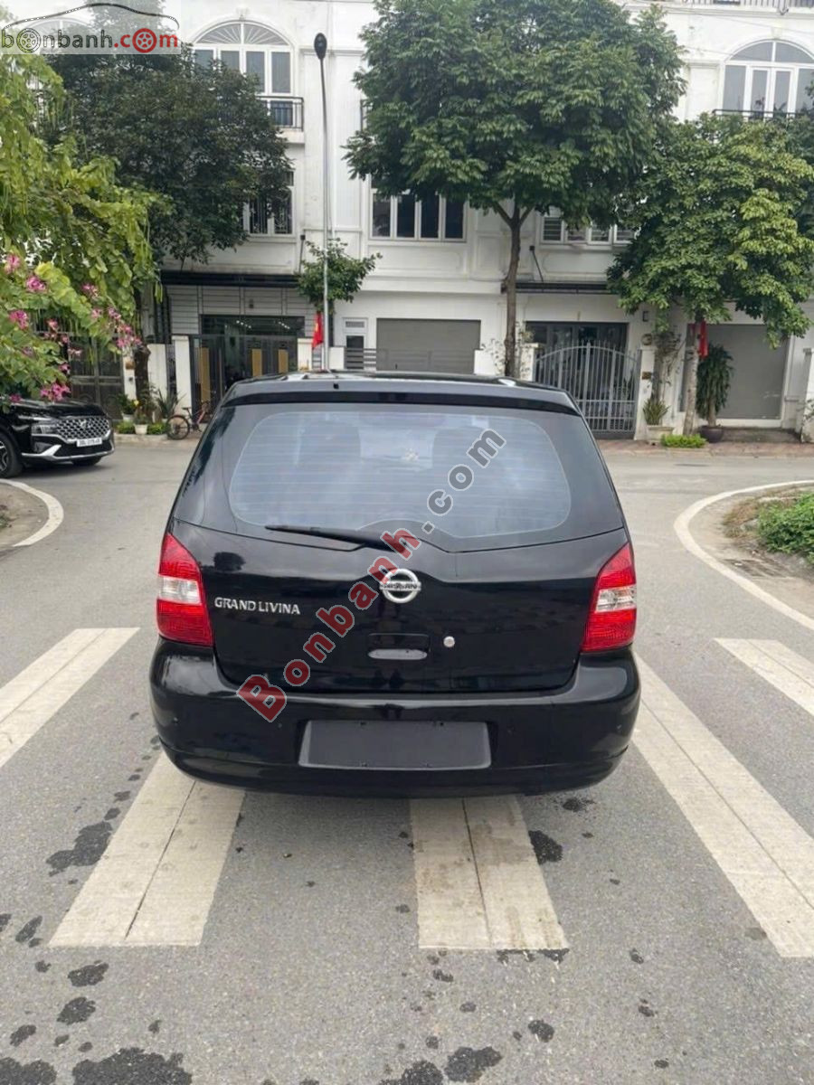 Bán ô tô Nissan Grand livina 1.8 AT - 2011 - xe cũ