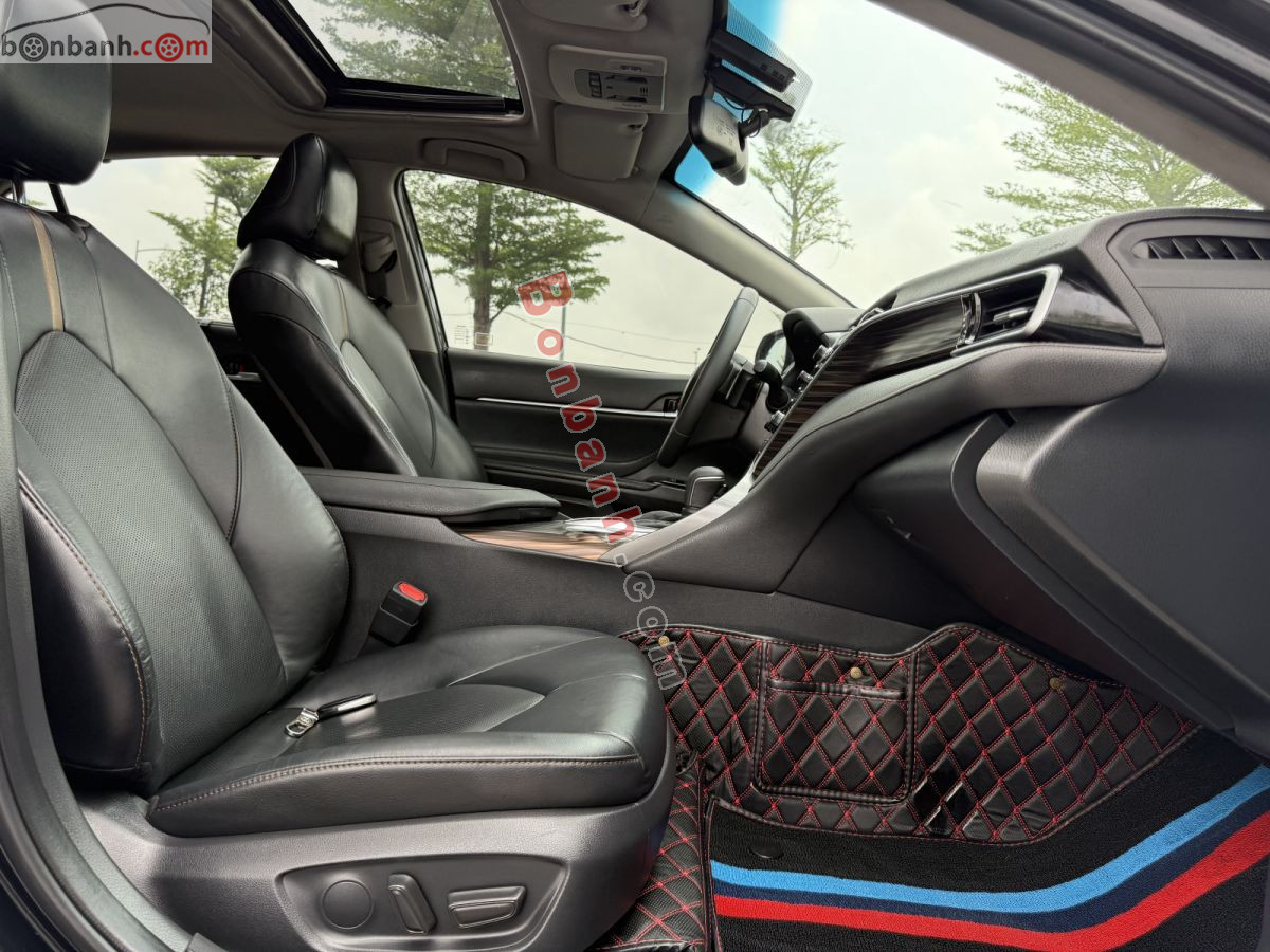 Bán ô tô Toyota Camry 2.5Q - 2020 - xe cũ