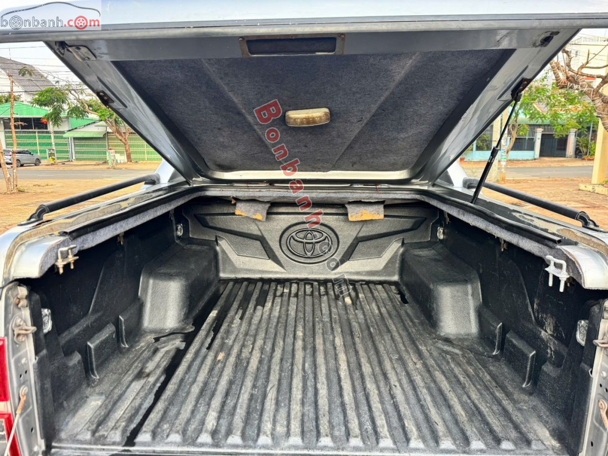Bán ô tô Toyota Hilux 2.5E 4x2 MT - 2014 - xe cũ
