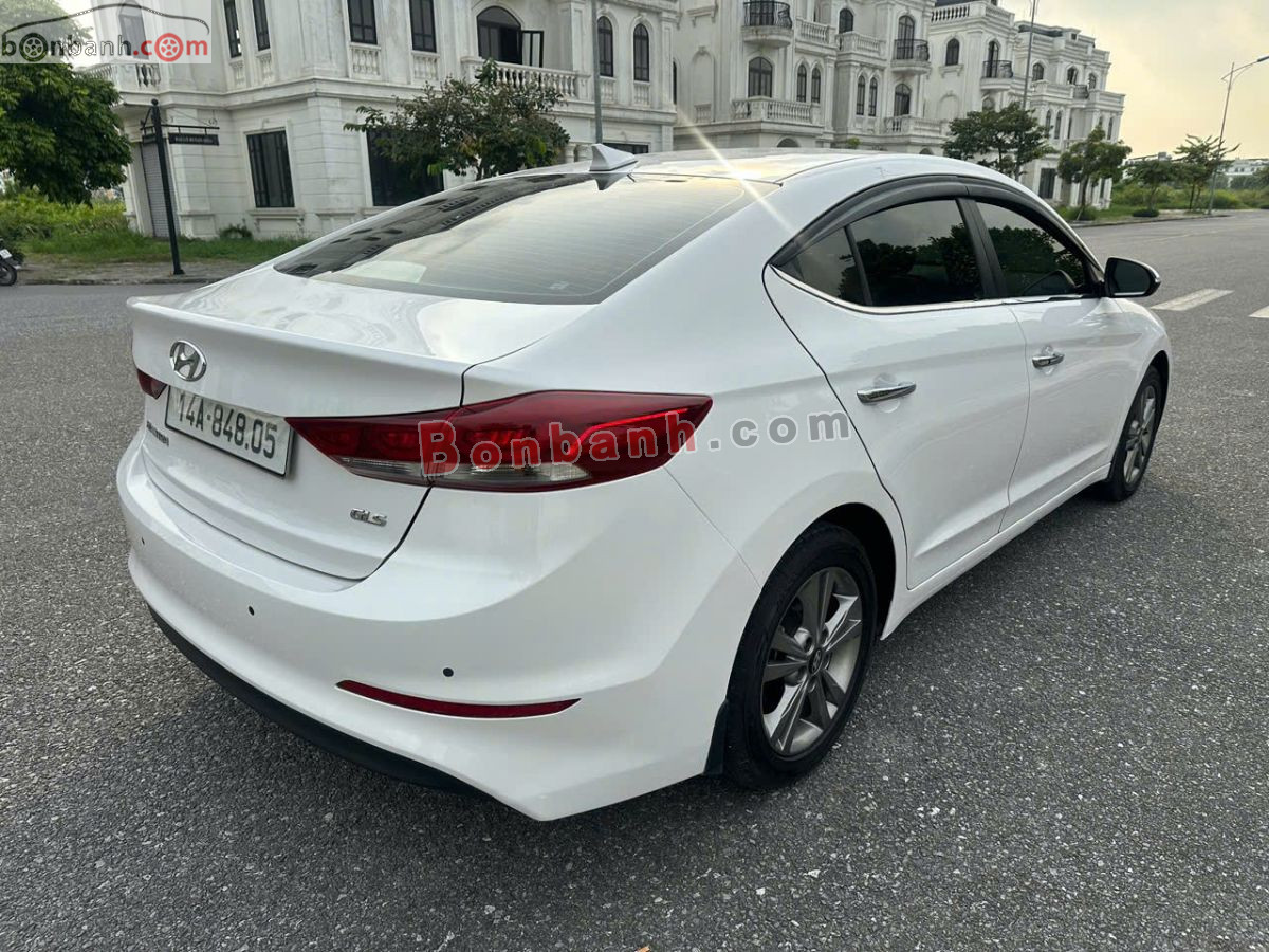 Bán ô tô Hyundai Elantra 1.6 AT - 2018 - xe cũ
