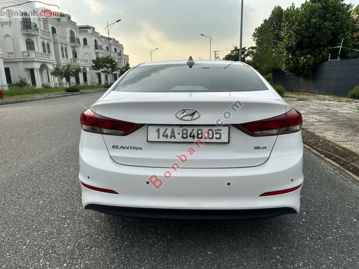 Bán ô tô Hyundai Elantra 1.6 AT - 2018 - xe cũ