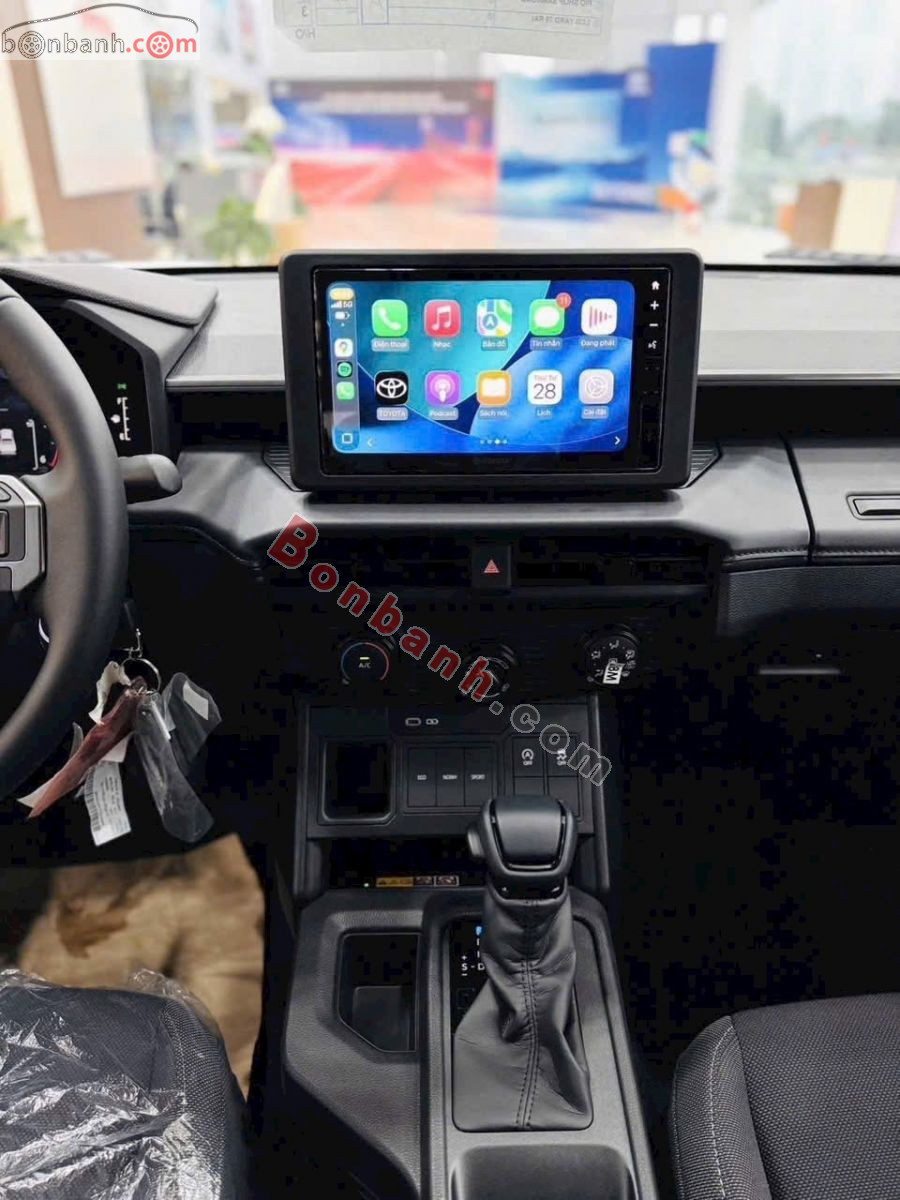 Bán ô tô Toyota Hilux Pro 2.8L 4x2 AT - 2026 - xe mới