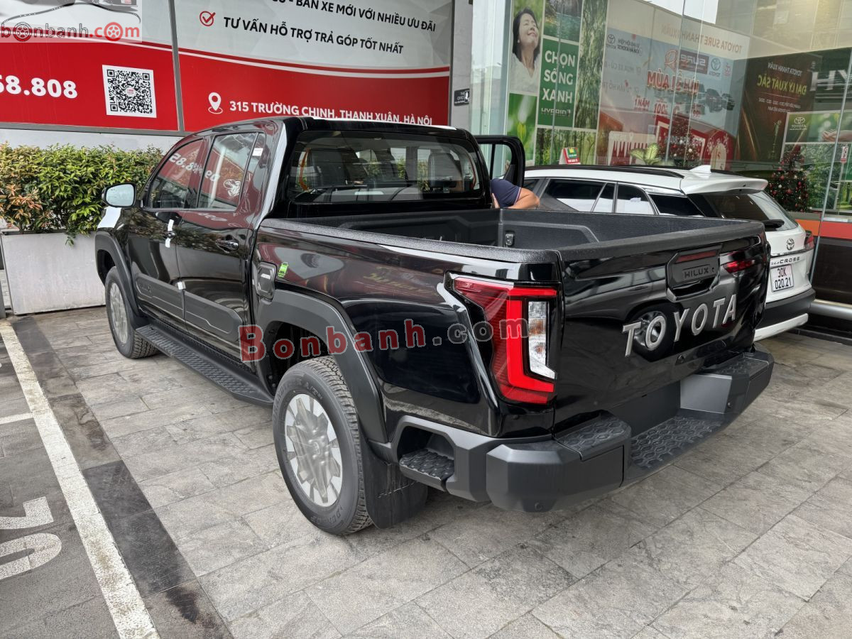 Bán ô tô Toyota Hilux Trailhunter 2.8L 4x4 AT - 2026 - xe mới