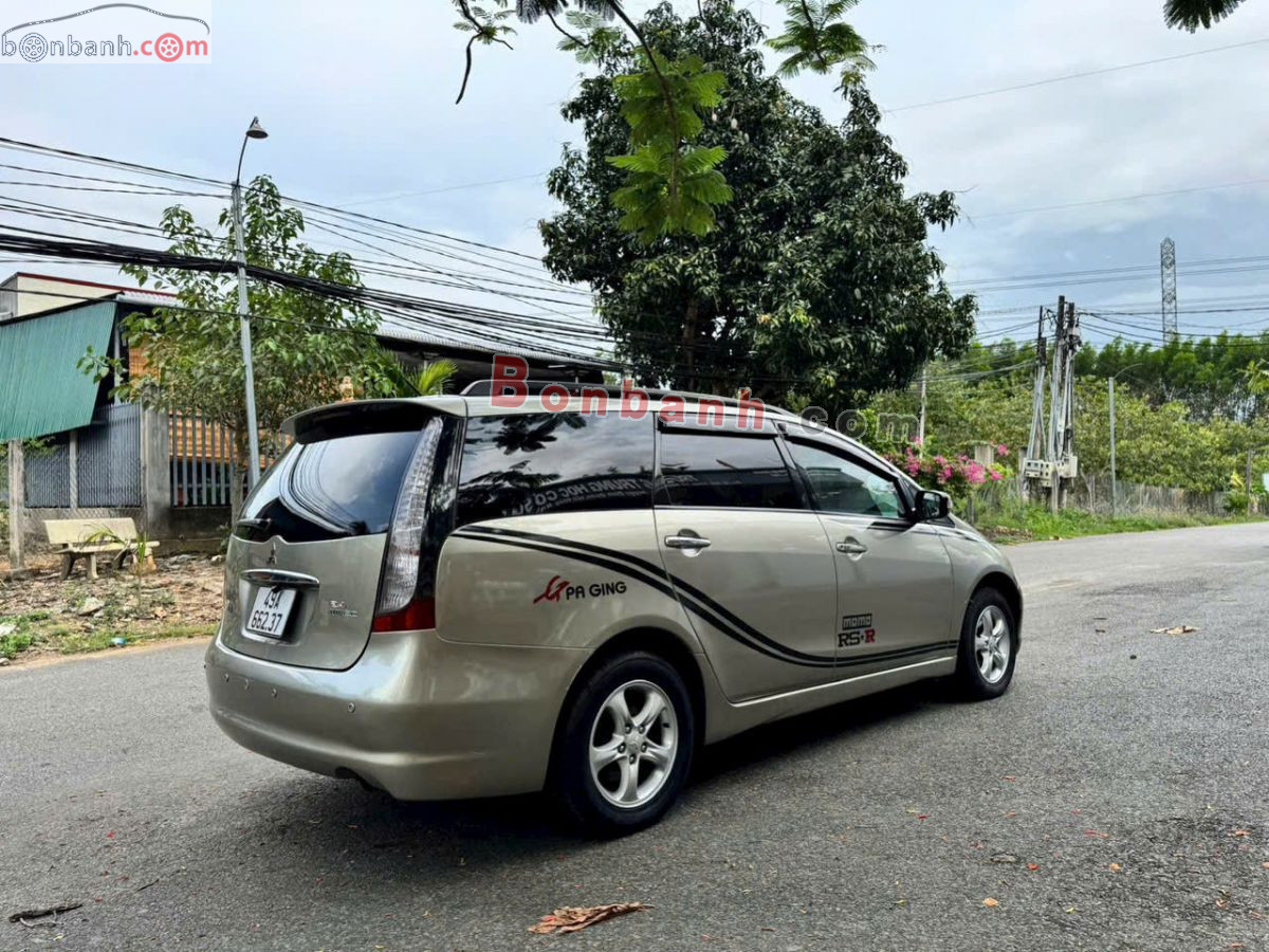 Bán ô tô Mitsubishi Grandis 2.4 AT - 2005 - xe cũ