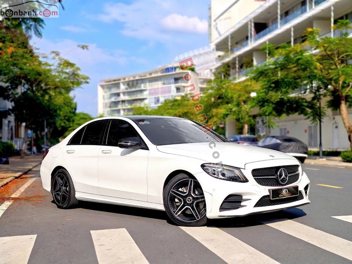Bán ô tô Mercedes Benz C class C300 AMG - 2021 - xe cũ