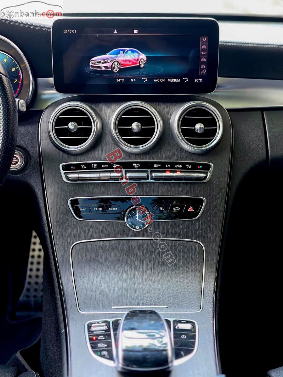 Bán ô tô Mercedes Benz C class C300 AMG - 2021 - xe cũ