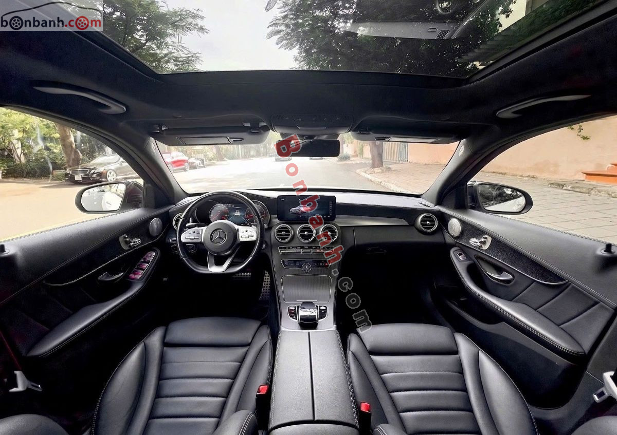 Bán ô tô Mercedes Benz C class C300 AMG - 2021 - xe cũ