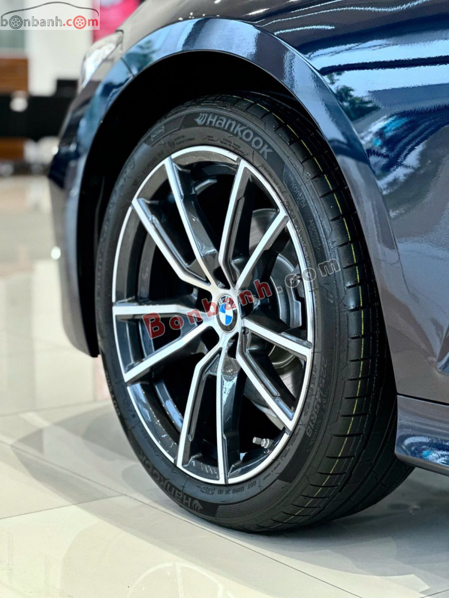 Bán ô tô BMW 3 Series 320i Sport Line - 2026 - xe mới