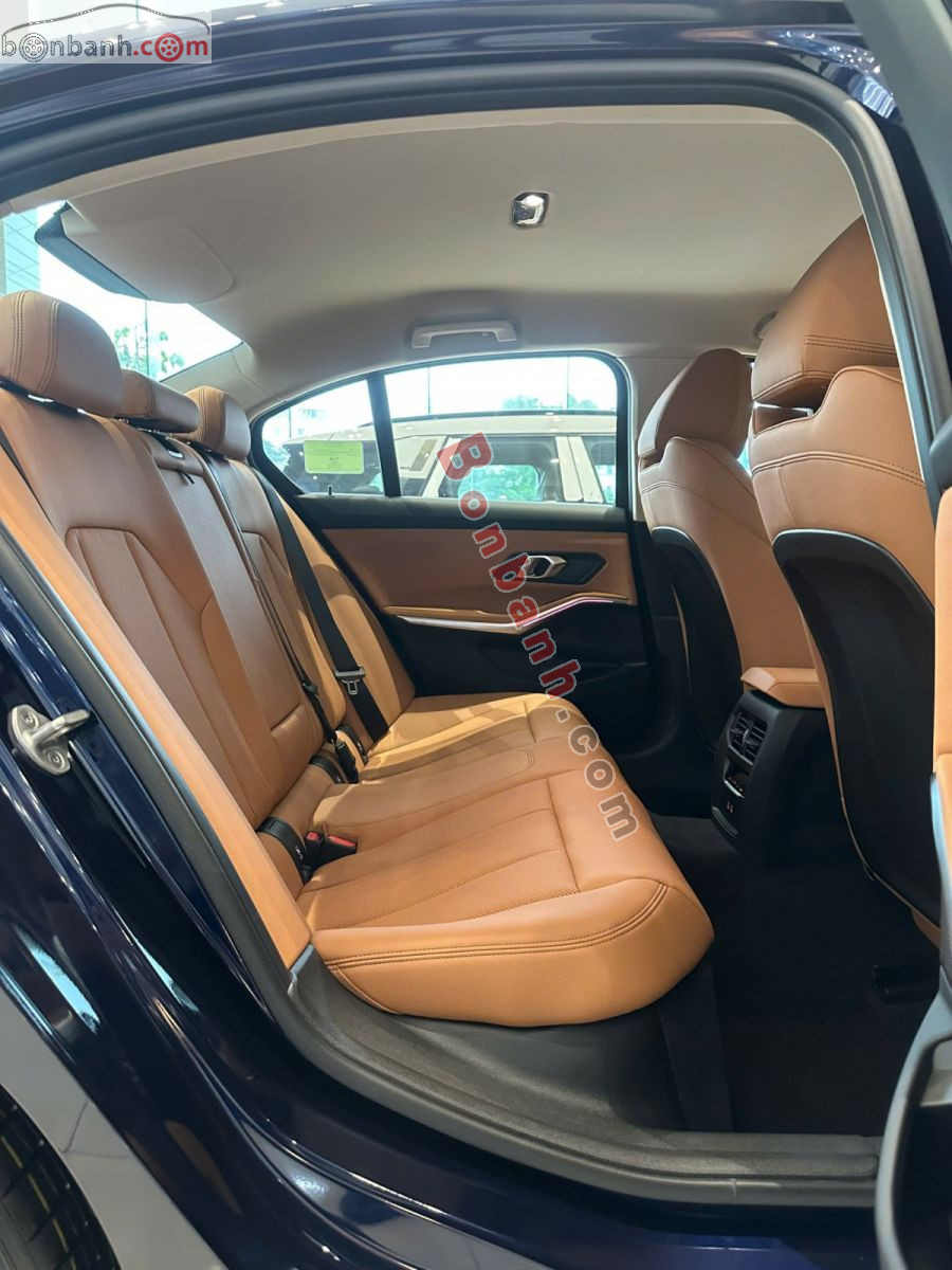 Bán ô tô BMW 3 Series 320i Sport Line - 2026 - xe mới