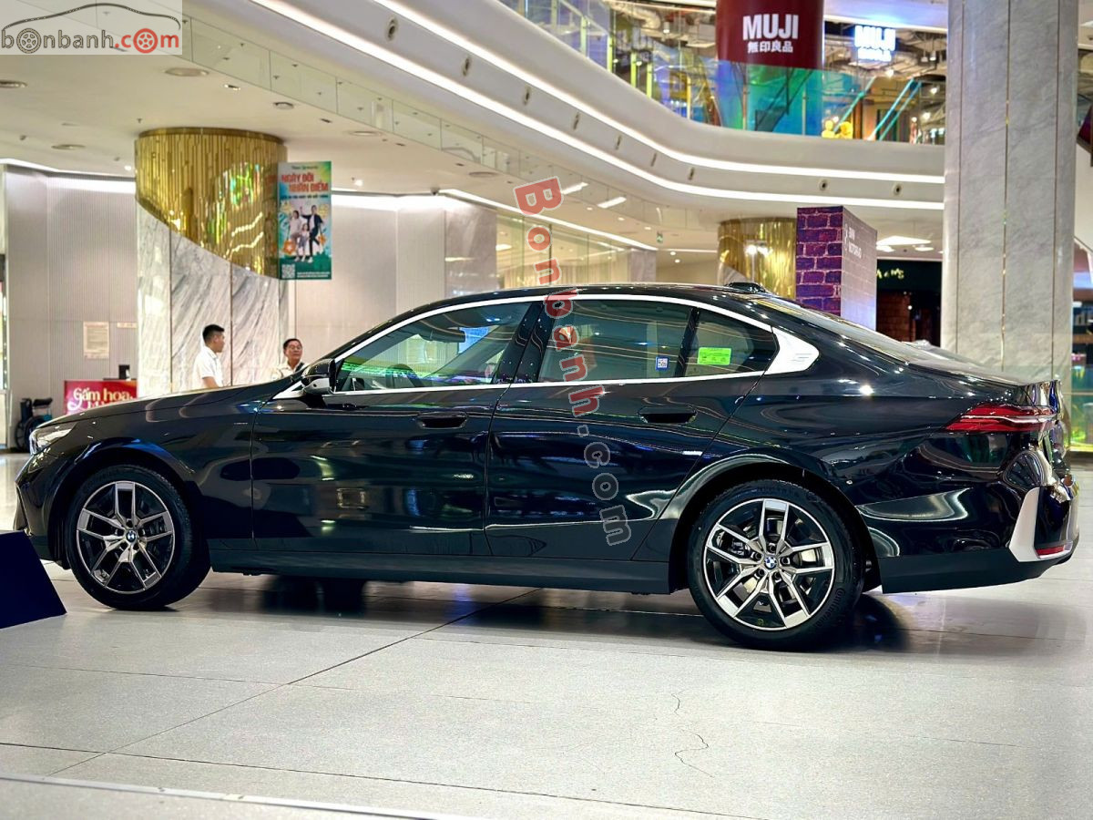 Bán ô tô BMW 5 Series 520i Premium - 2026 - xe mới