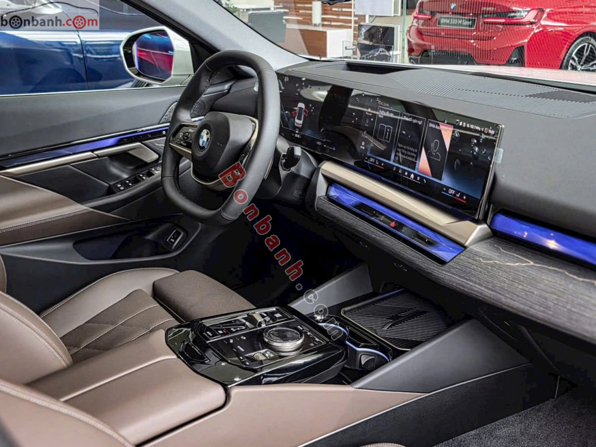 Bán ô tô BMW 5 Series 520i Premium - 2026 - xe mới