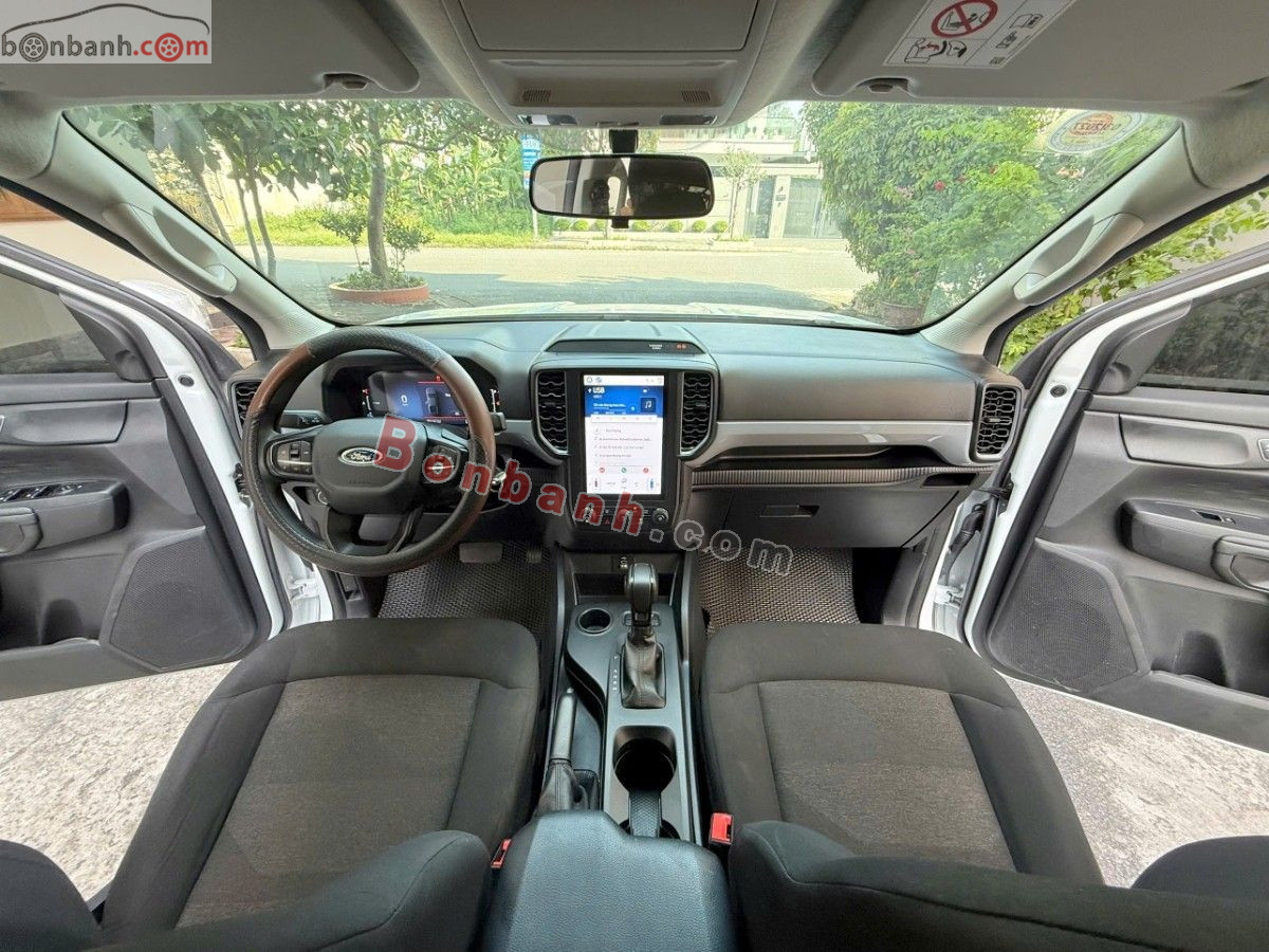 Bán ô tô Ford Ranger XLS 2.0L 4x2 AT - 2024 - xe cũ