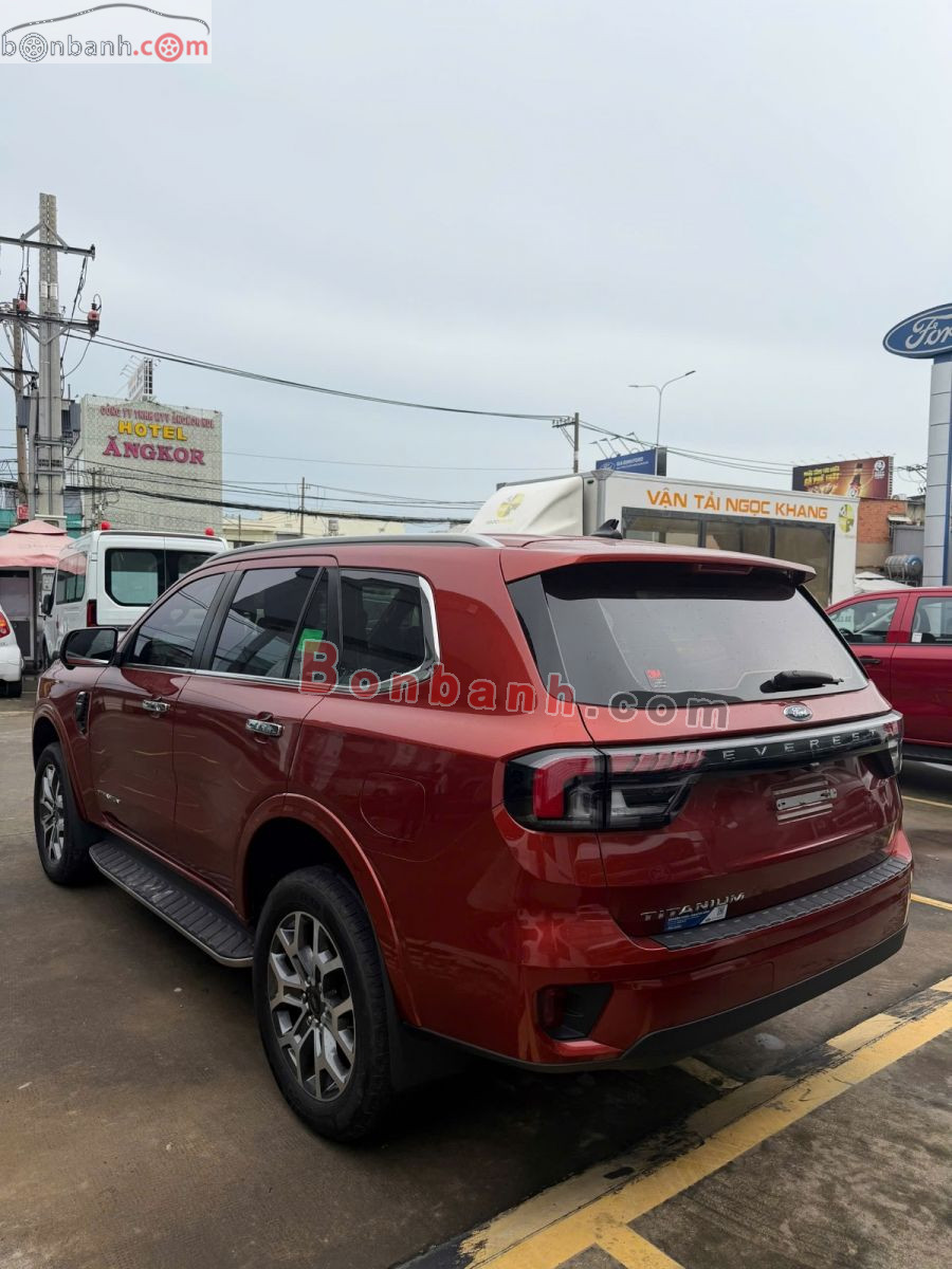 Bán ô tô Ford Everest Titanium 2.0L 4x2 AT - 2023 - xe cũ