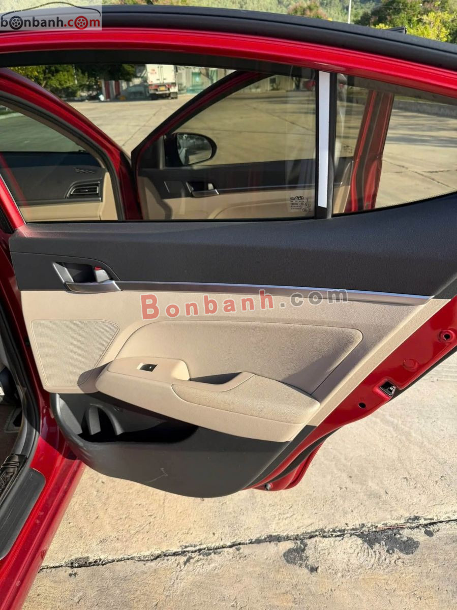 Bán ô tô Hyundai Elantra 1.6 AT - 2019 - xe cũ