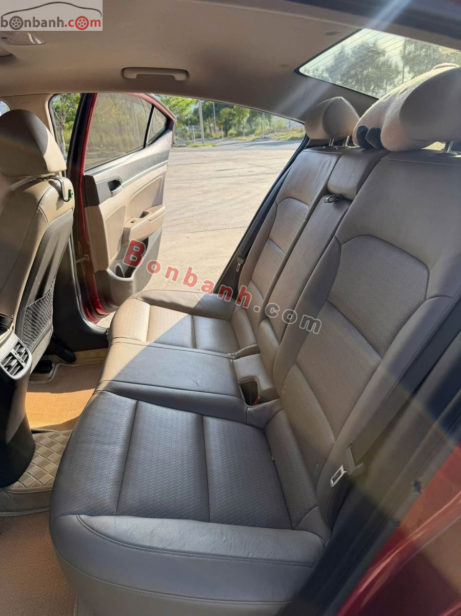 Bán ô tô Hyundai Elantra 1.6 AT - 2019 - xe cũ