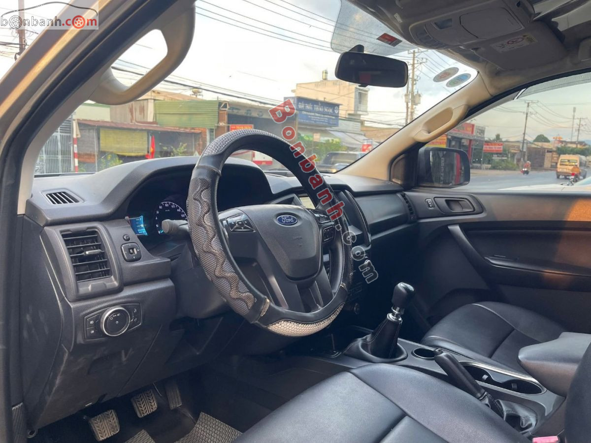 Bán ô tô Ford Everest Ambiente 2.0 4x2 MT - 2018 - xe cũ