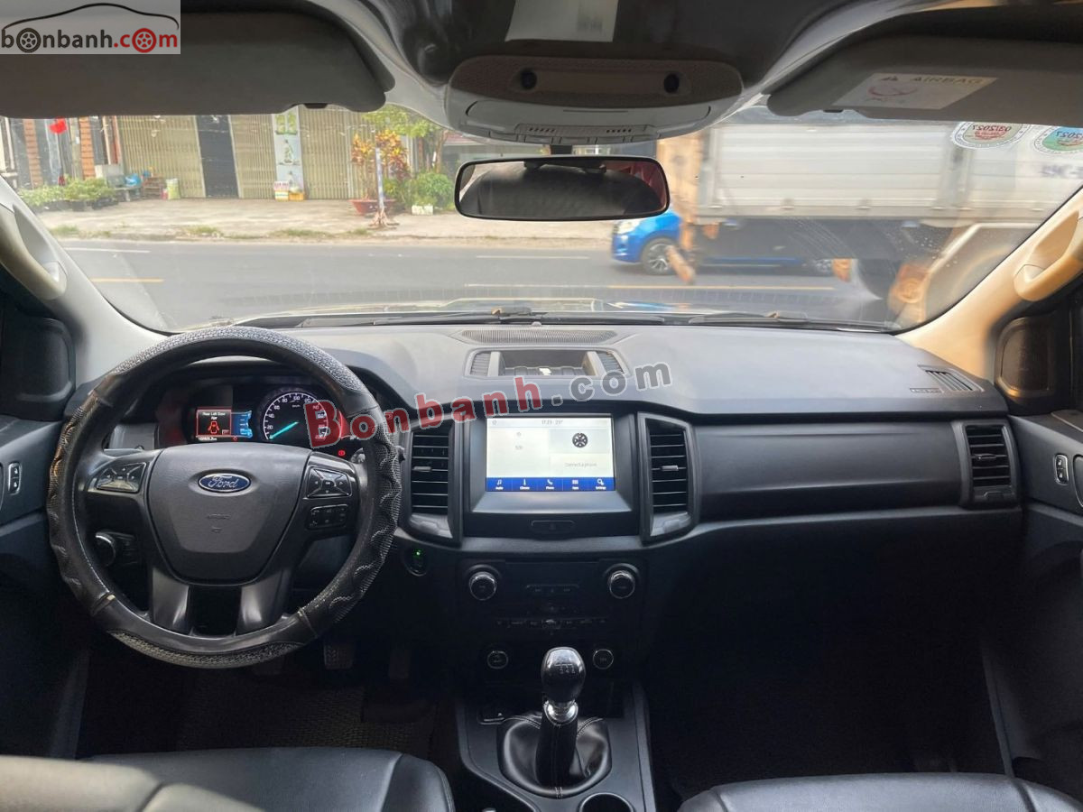 Bán ô tô Ford Everest Ambiente 2.0 4x2 MT - 2018 - xe cũ