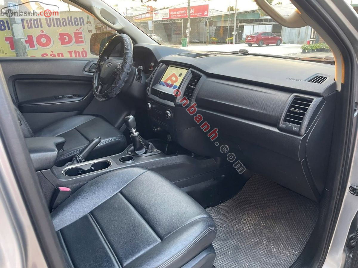 Bán ô tô Ford Everest Ambiente 2.0 4x2 MT - 2018 - xe cũ