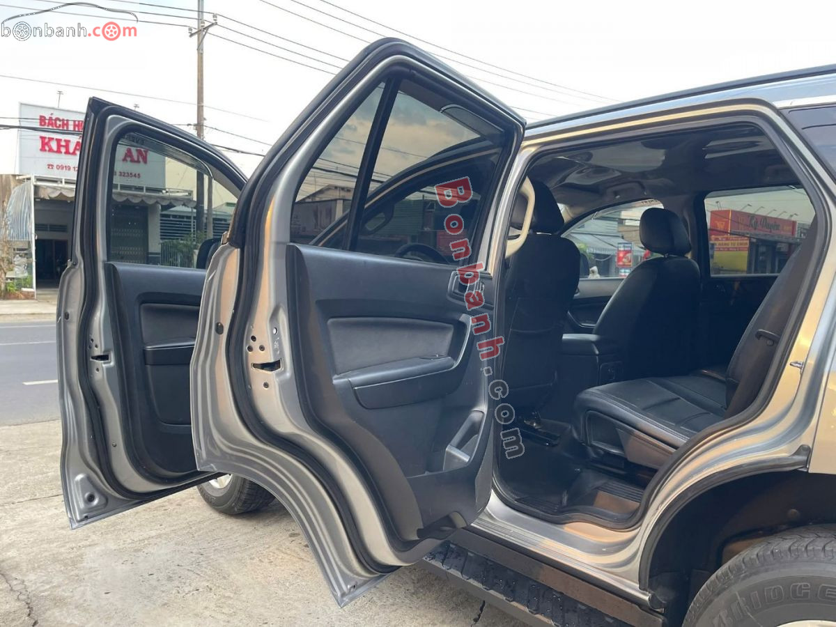 Bán ô tô Ford Everest Ambiente 2.0 4x2 MT - 2018 - xe cũ