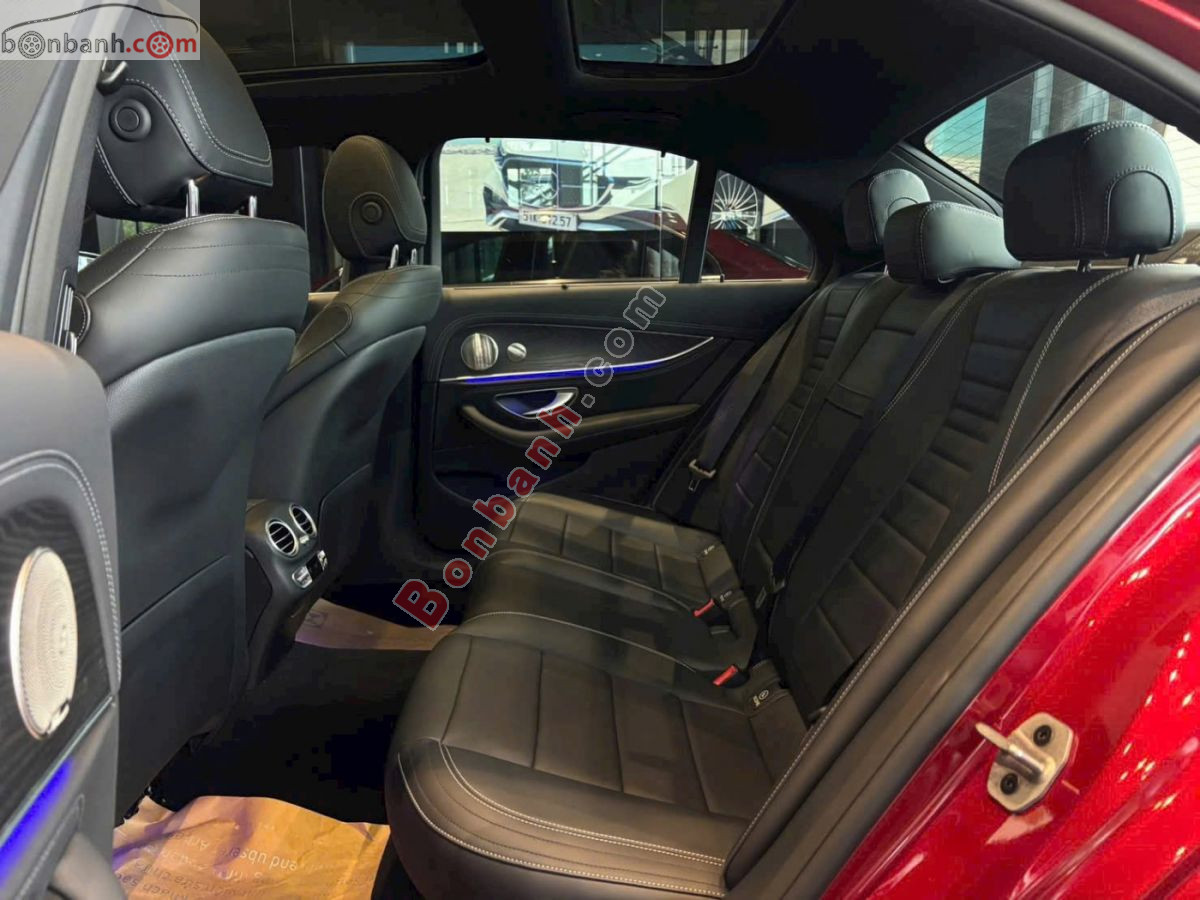 Bán ô tô Mercedes Benz E class E300 AMG - 2024 - xe cũ