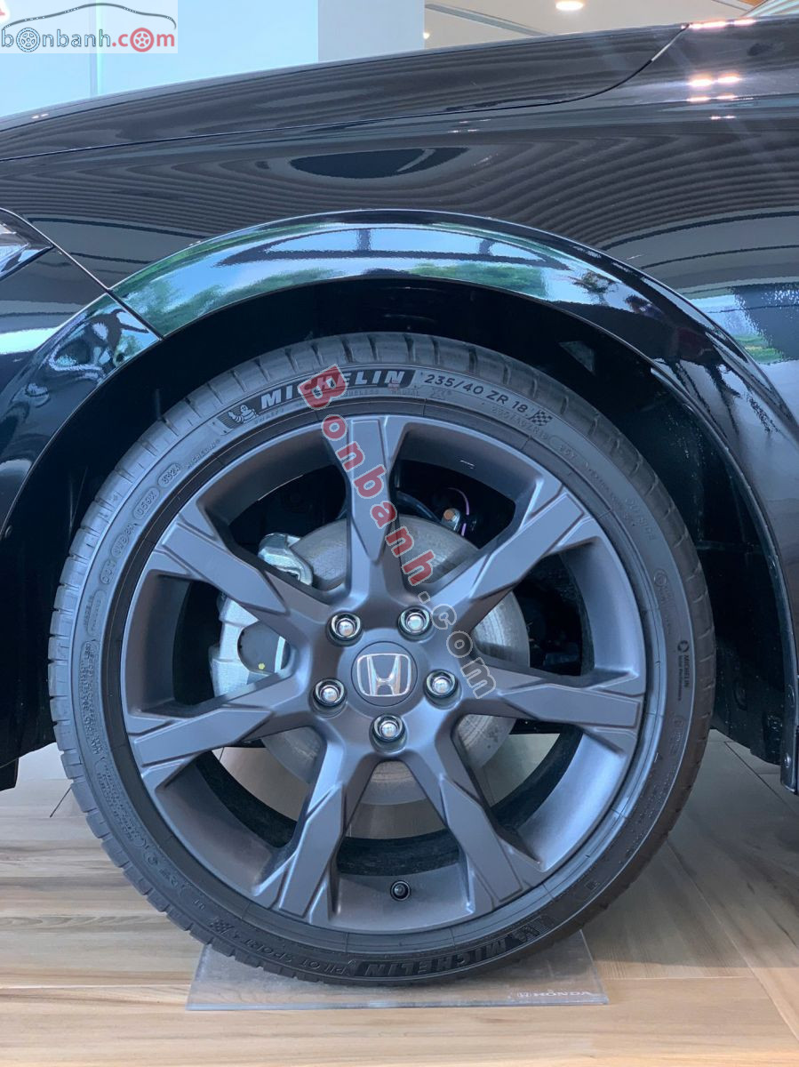 Bán ô tô Honda Civic RS 1.5 AT - 2026 - xe mới