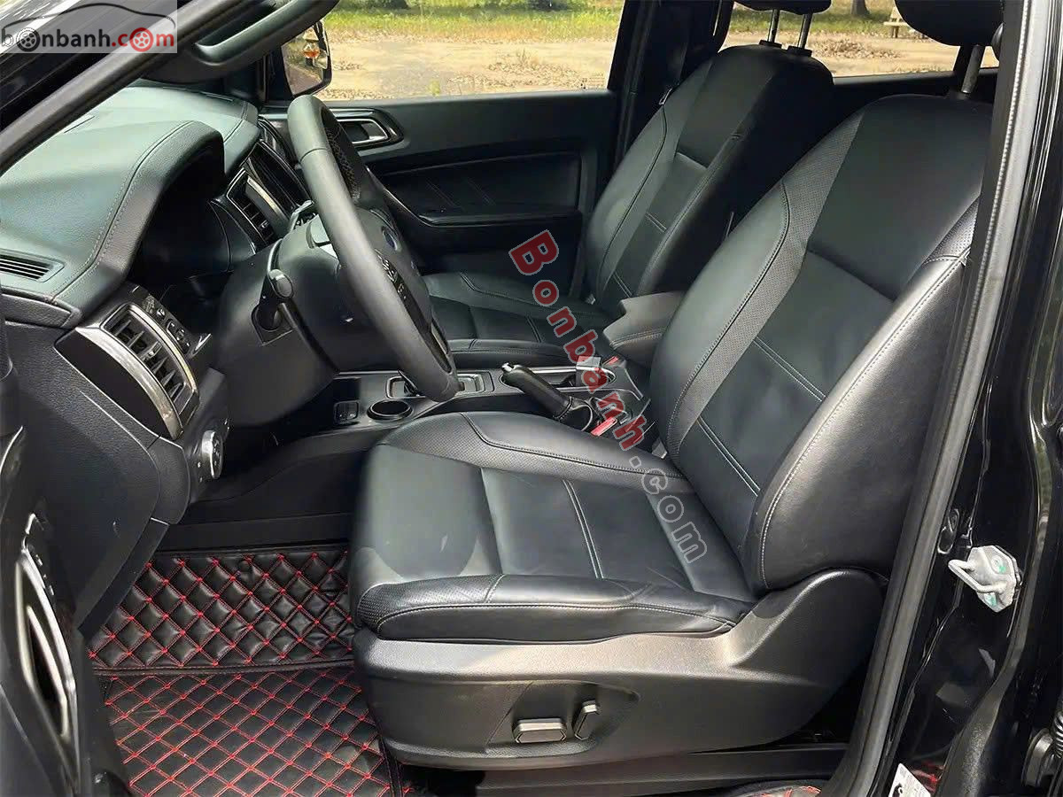 Bán ô tô Ford Everest Titanium 2.0L 4x2 AT - 2020 - xe cũ
