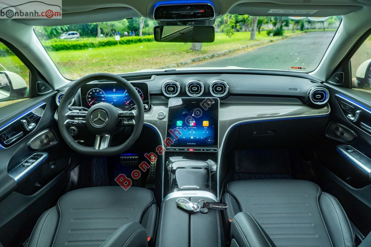 Bán ô tô Mercedes Benz C class C300 AMG - 2025 - xe cũ