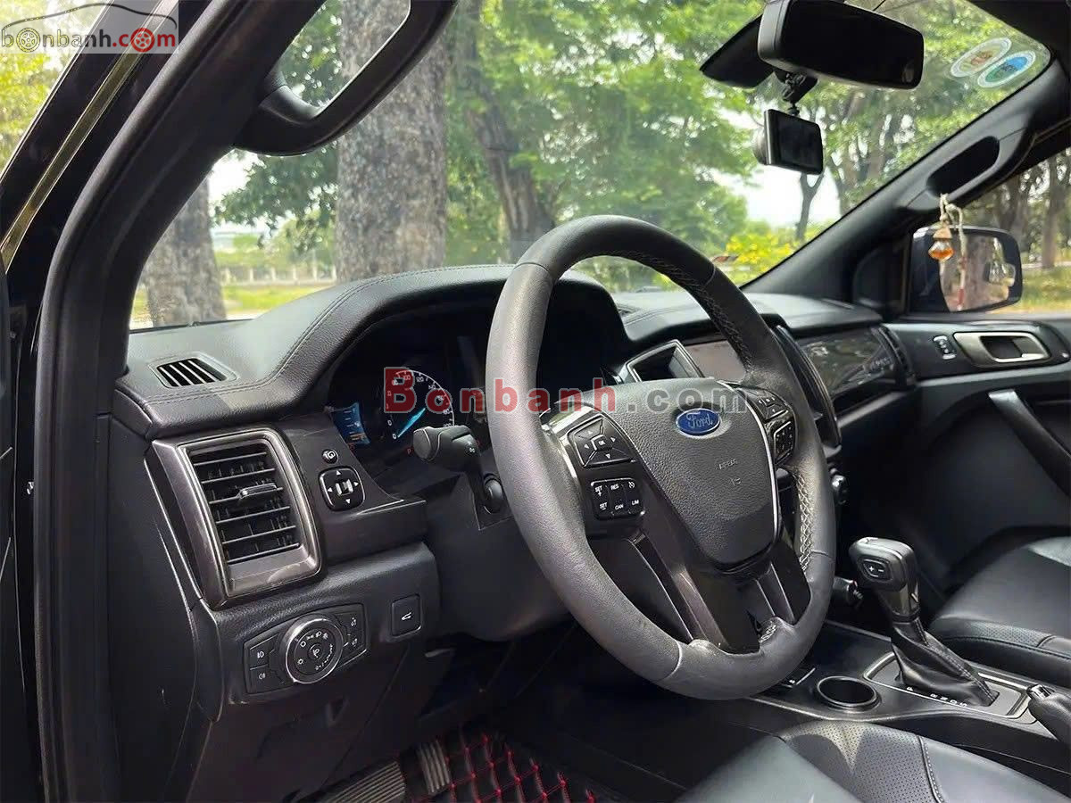 Bán ô tô Ford Everest Titanium 2.0L 4x2 AT - 2020 - xe cũ
