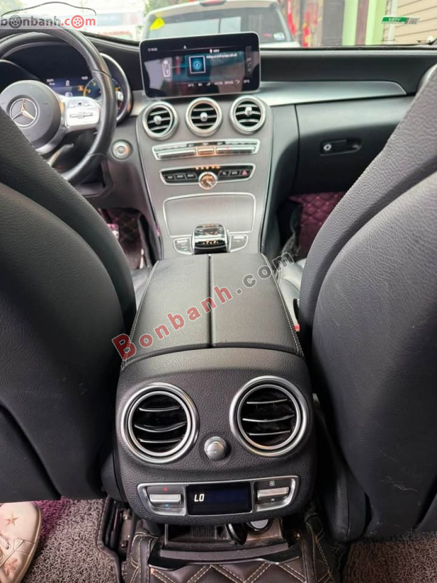 Bán ô tô Mercedes Benz C class C300 AMG - 2019 - xe cũ