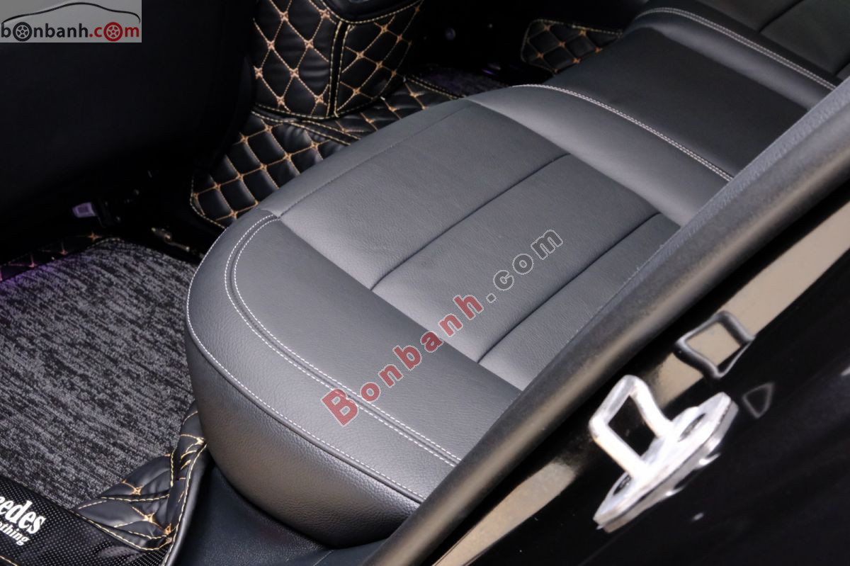 Bán ô tô Mercedes Benz E class E200 - 2019 - xe cũ