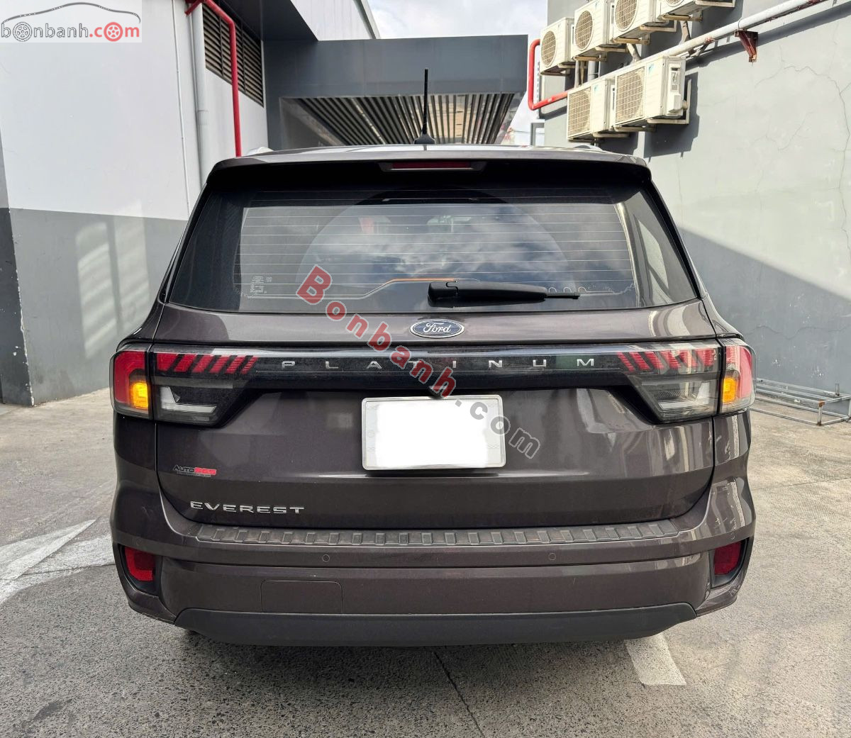 Bán ô tô Ford Everest Platinum 2.0L 4x4 AT - 2024 - xe cũ