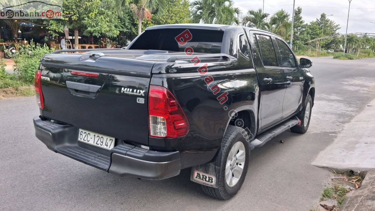 Bán ô tô Toyota Hilux 2.4E 4x2 AT - 2019 - xe cũ