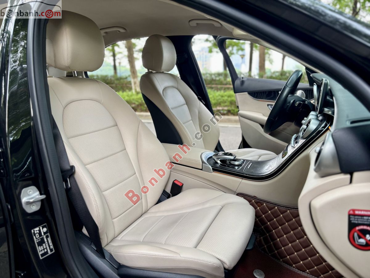 Bán ô tô Mercedes Benz C class C200 - 2018 - xe cũ