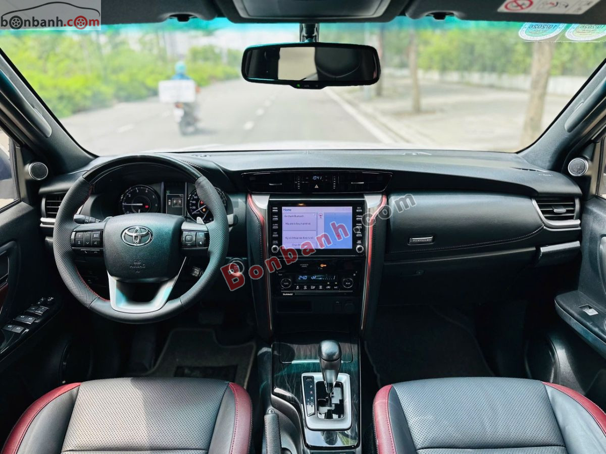 Bán ô tô Toyota Fortuner Legender 2.4L 4x2 AT - 2022 - xe cũ