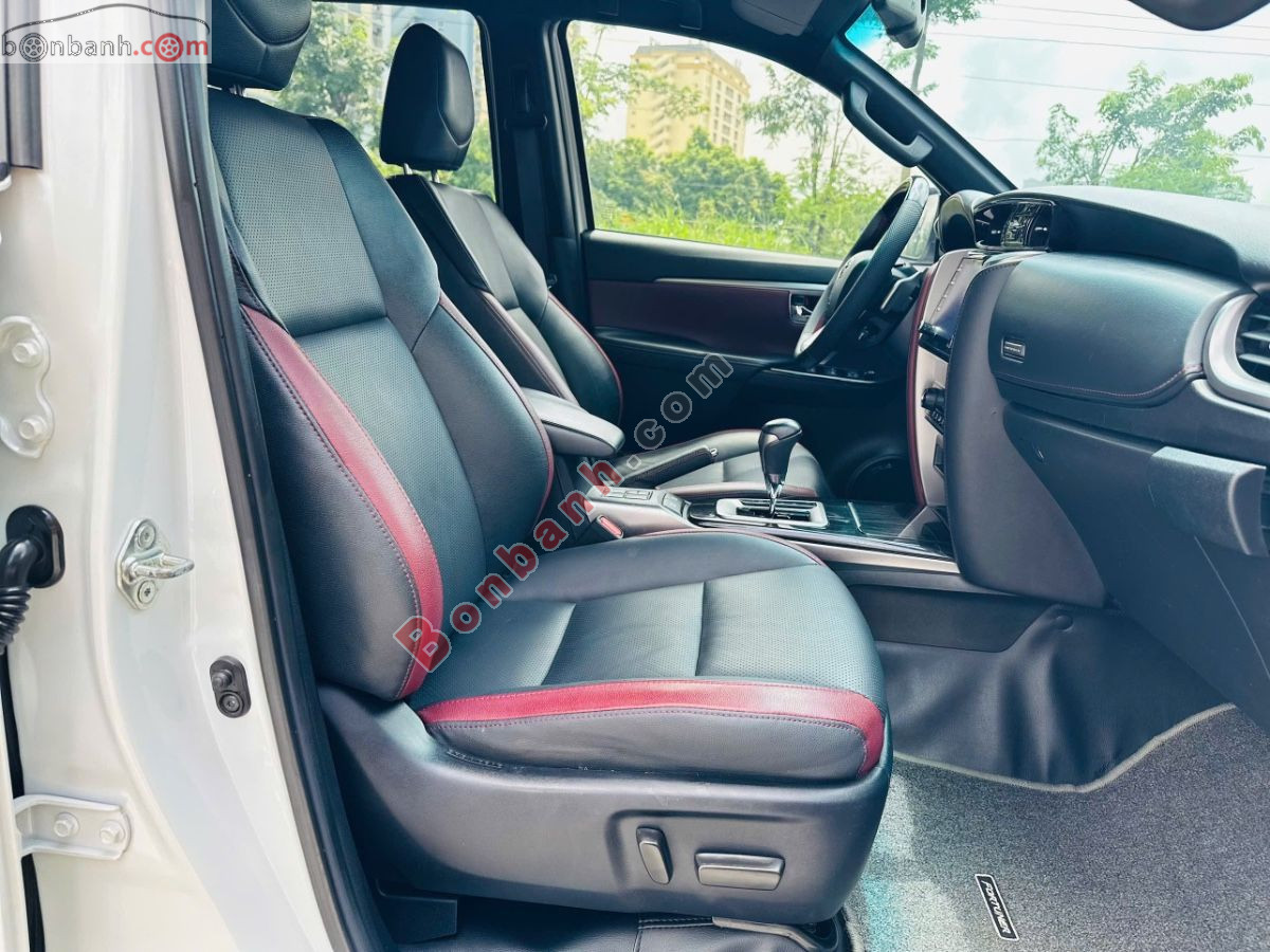 Bán ô tô Toyota Fortuner Legender 2.4L 4x2 AT - 2022 - xe cũ