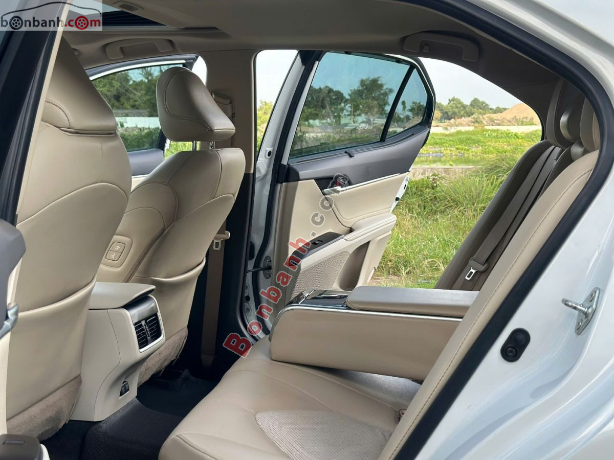 Bán ô tô Toyota Camry 2.5HV - 2022 - xe cũ