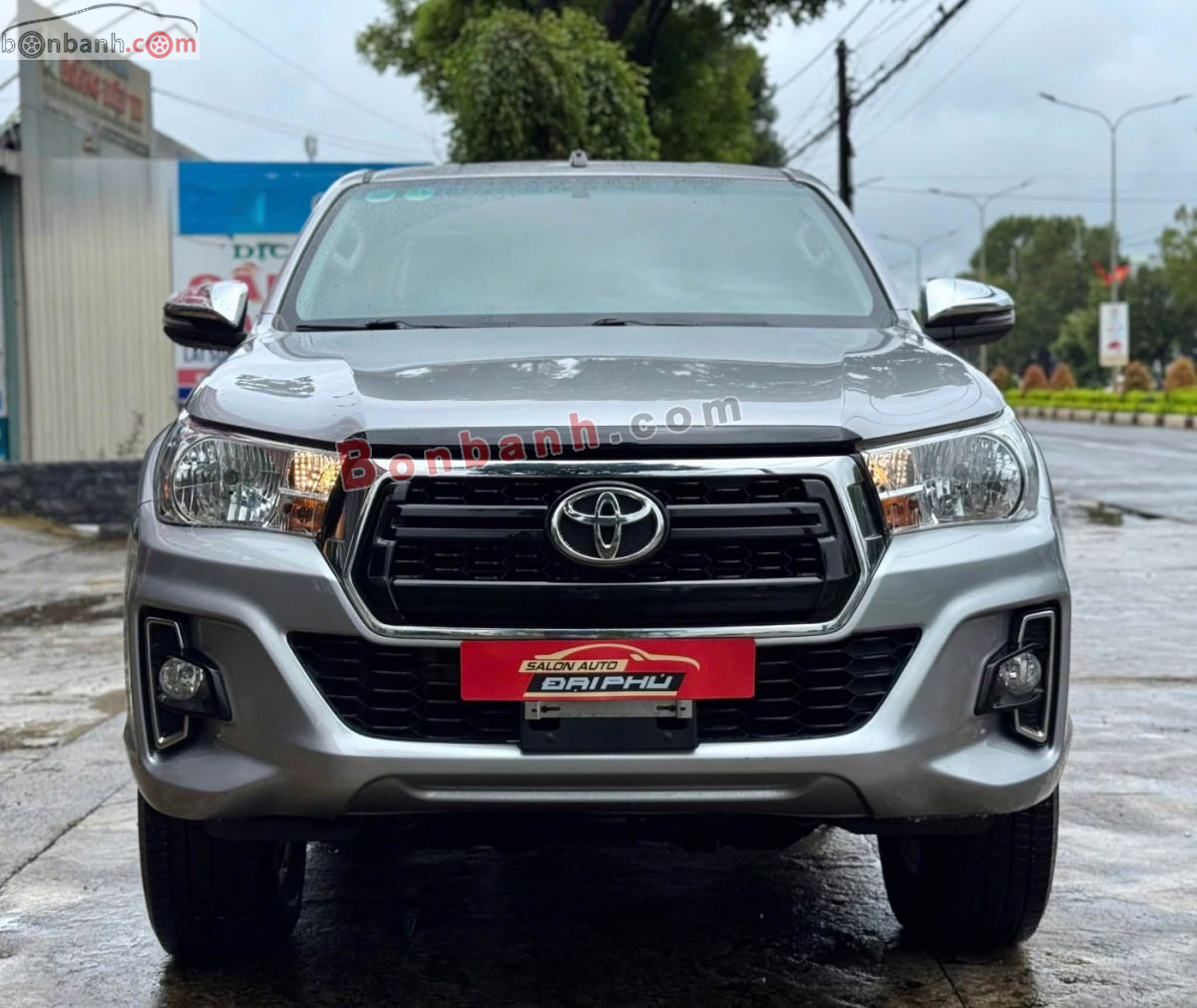 Bán ô tô Toyota Hilux 2.4E 4x2 AT - 2018 - xe cũ