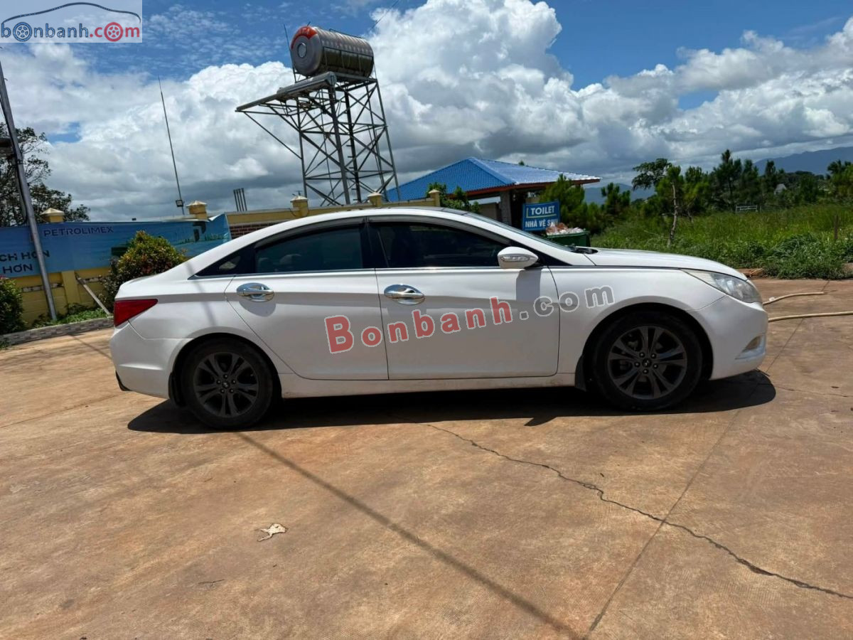 Bán ô tô Hyundai Sonata 2.0 AT - 2010 - xe cũ