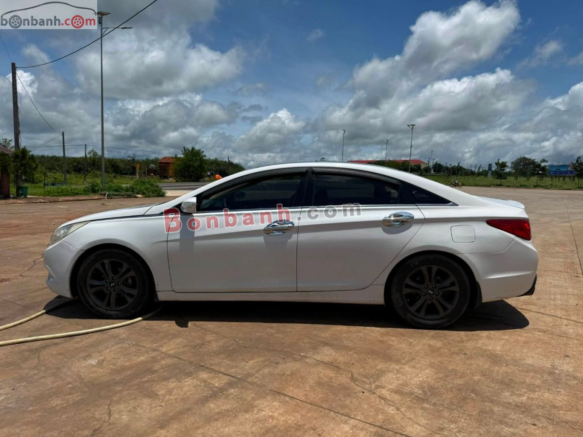 Bán ô tô Hyundai Sonata 2.0 AT - 2010 - xe cũ