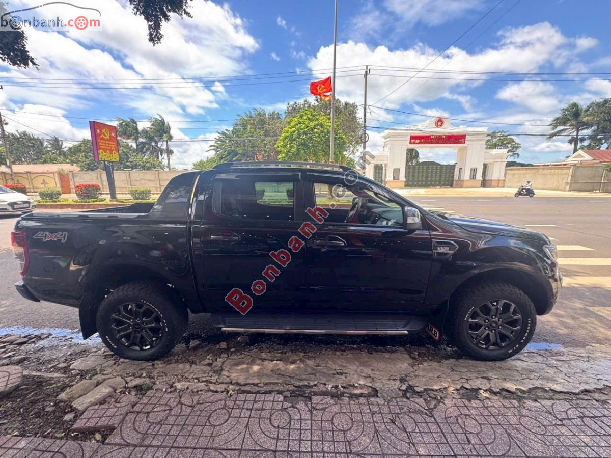 Bán ô tô Ford Ranger Wildtrak 3.2L 4x4 AT - 2017 - xe cũ