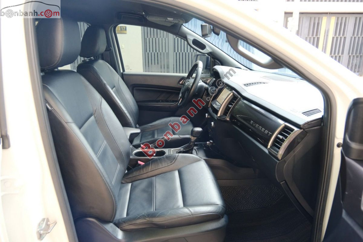 Bán ô tô Ford Everest Titanium 2.0L 4x2 AT - 2019 - xe cũ