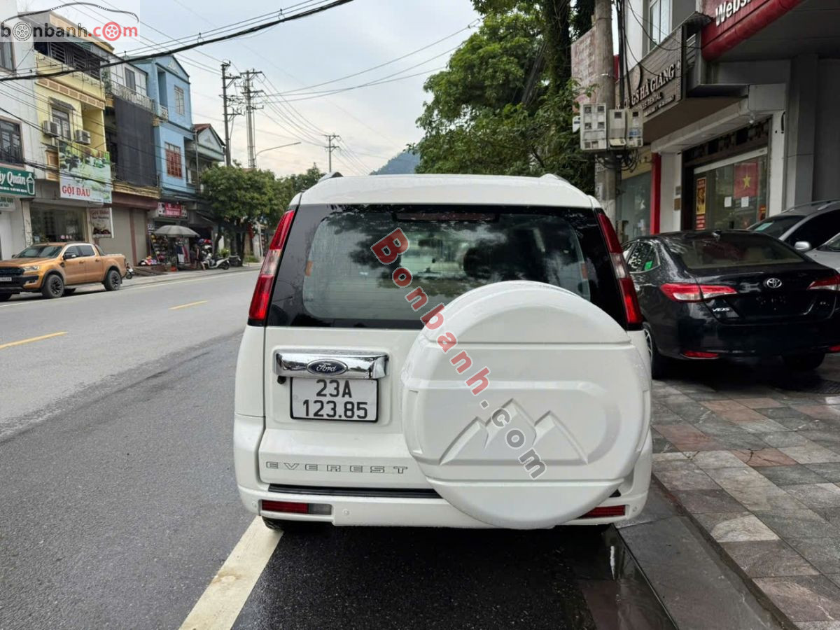 Bán ô tô Ford Everest 2.5L 4x2 MT - 2013 - xe cũ