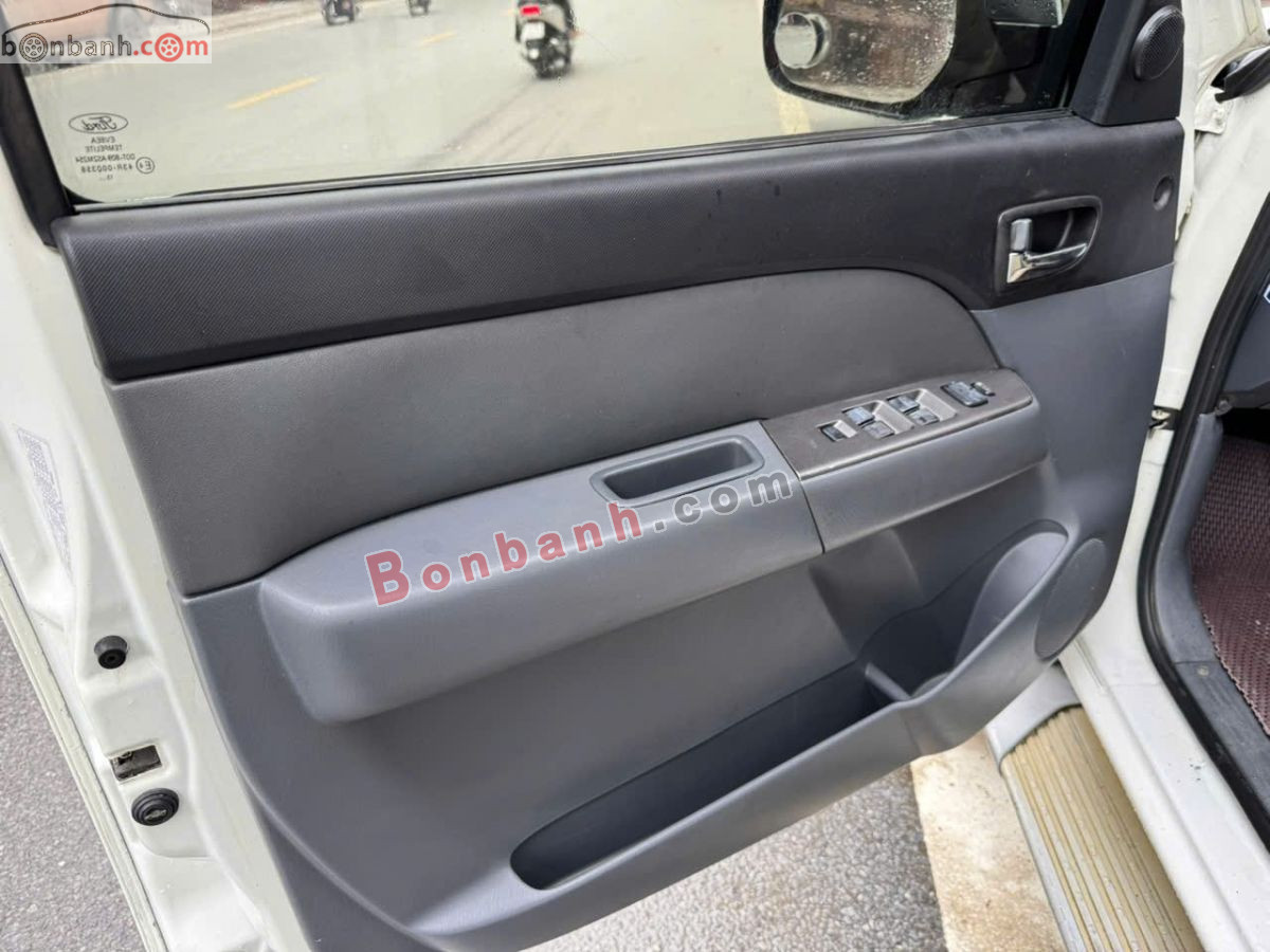 Bán ô tô Ford Everest 2.5L 4x2 MT - 2013 - xe cũ