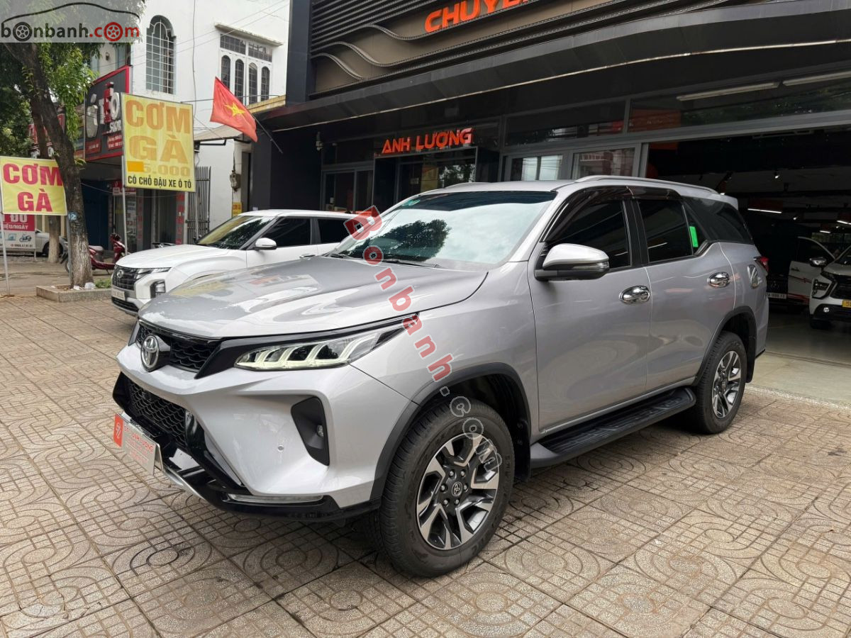 Bán ô tô Toyota Fortuner Legender 2.4L 4x2 AT - 2022 - xe cũ