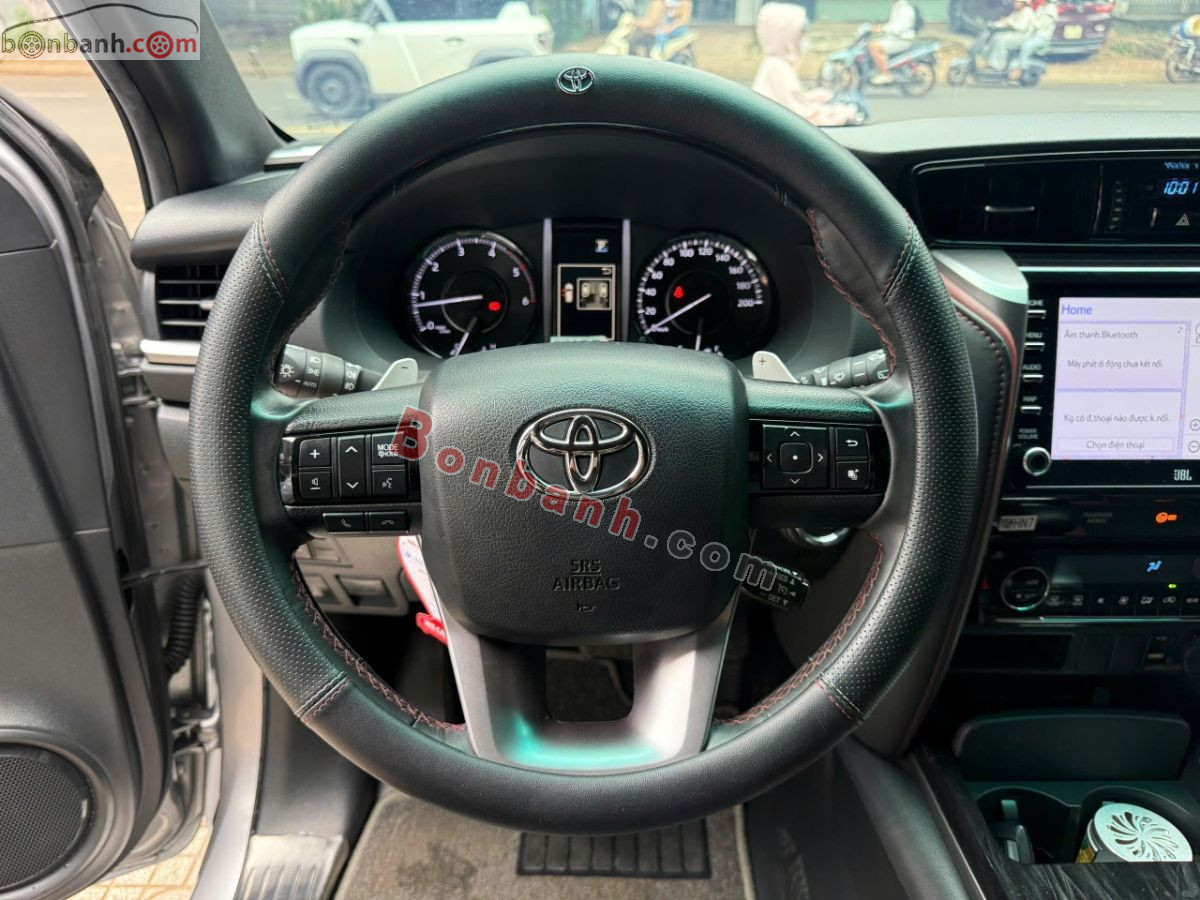 Bán ô tô Toyota Fortuner Legender 2.4L 4x2 AT - 2022 - xe cũ