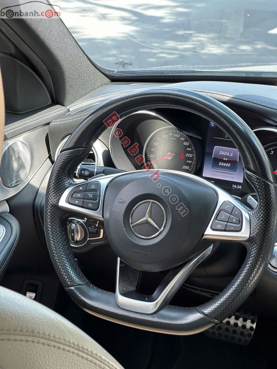 Bán ô tô Mercedes Benz C class C300 AMG - 2017 - xe cũ