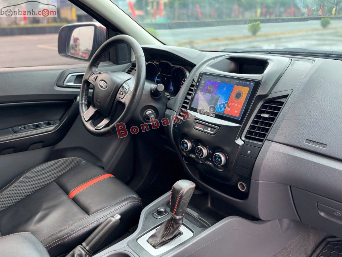 Bán ô tô Ford Ranger Wildtrak 3.2L 4x4 AT - 2015 - xe cũ