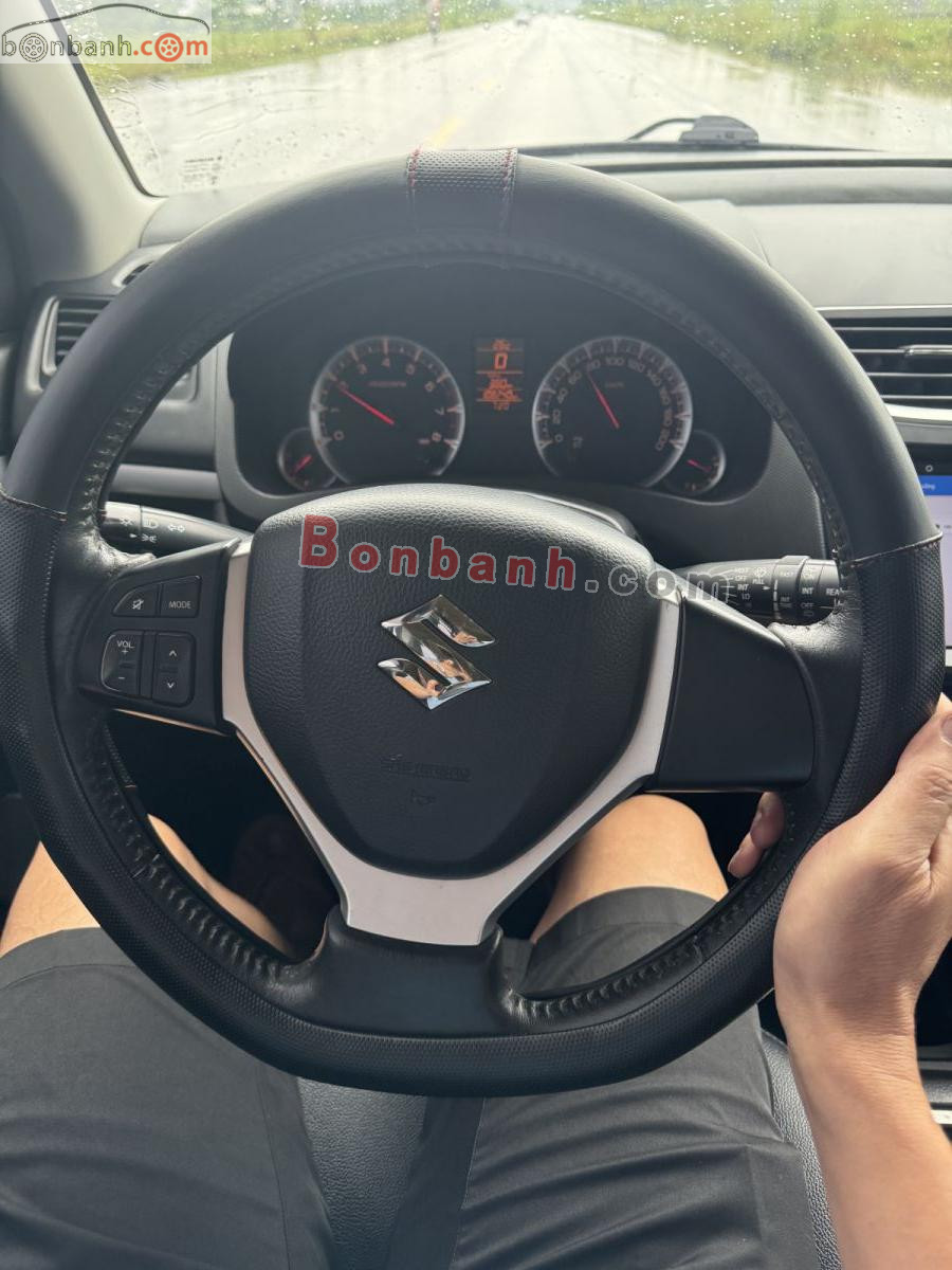 Bán ô tô Suzuki Swift 1.4 AT - 2016 - xe cũ