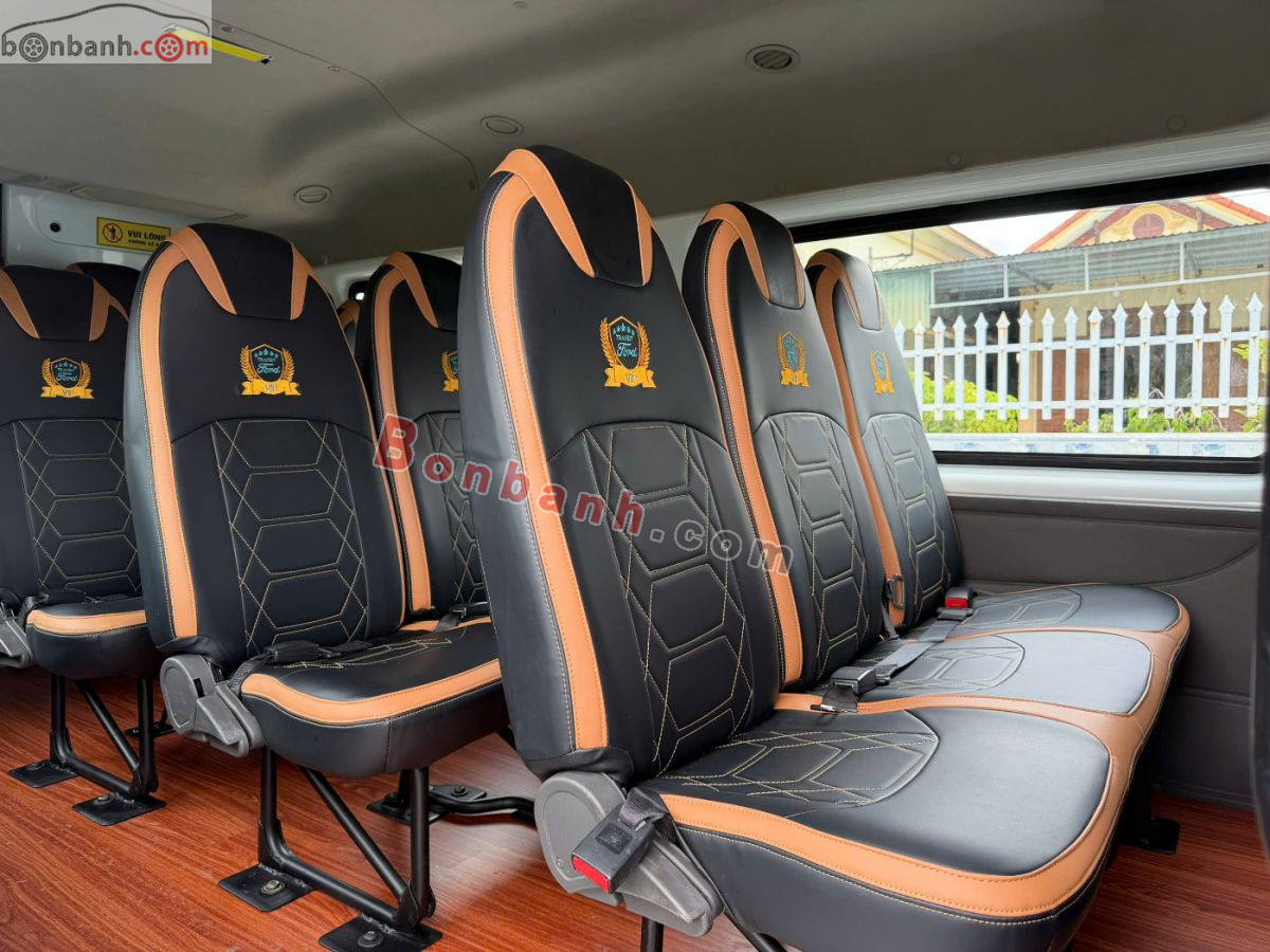 Bán ô tô Ford Transit Tiêu chuẩn - 2023 - xe cũ