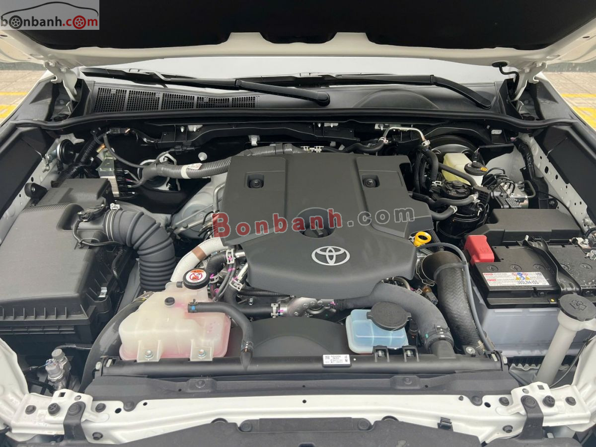 Bán ô tô Toyota Hilux Pro 2.8L 4x2 AT - 2026 - xe mới